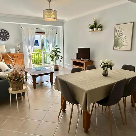 3br With Pool And Ac By The By Lovelystay Албуфейра