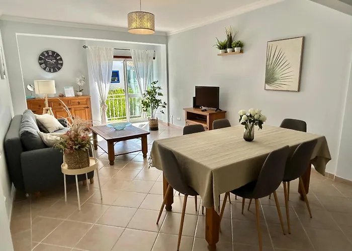 3br With Pool And Ac By The By Lovelystay Albufeira