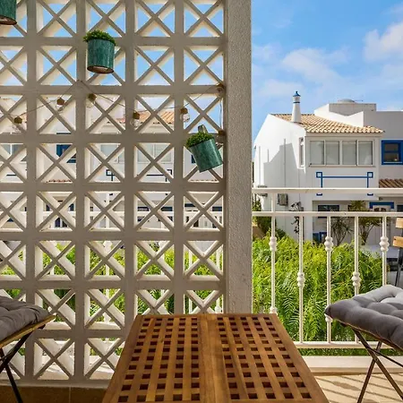 3br With Pool And Ac By The By Lovelystay Apartment *