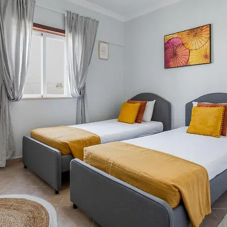 3br With Pool And Ac By The By Lovelystay Lägenhet *