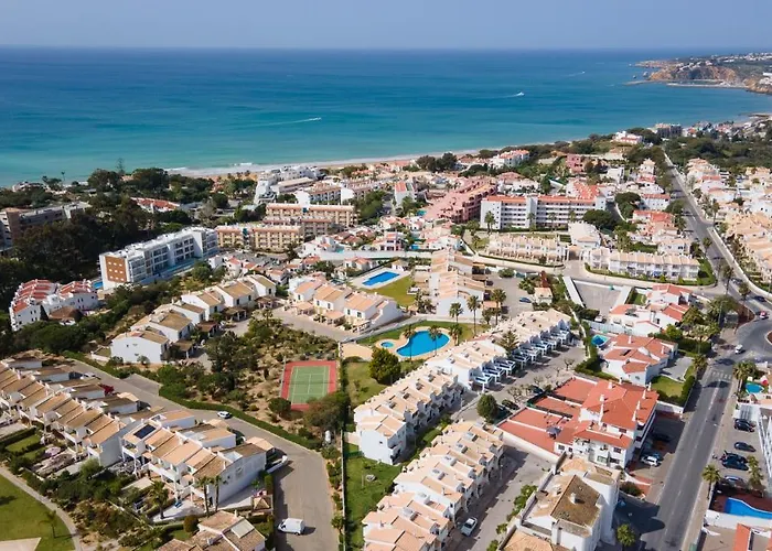 Apartment 3br With Pool And Ac By The By Lovelystay *
